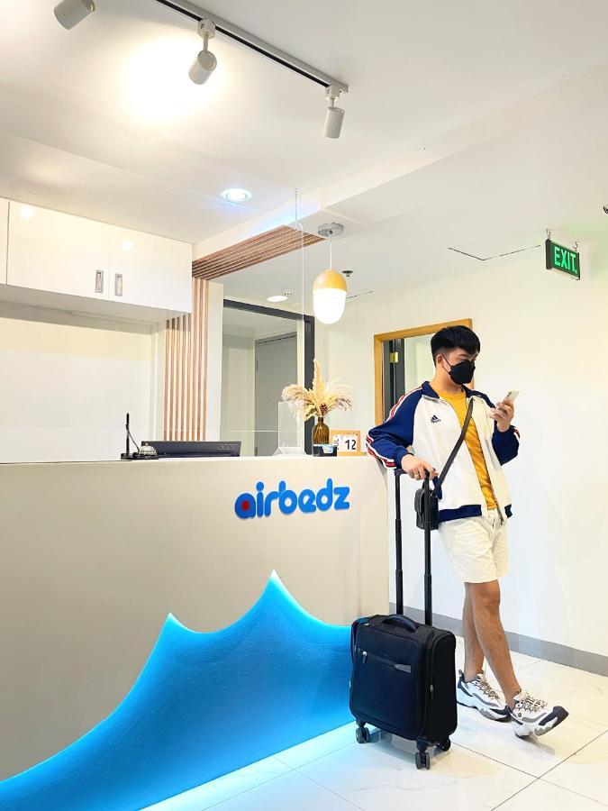 Hotel Airobedz Mckinley - Near Sm Aura Manila